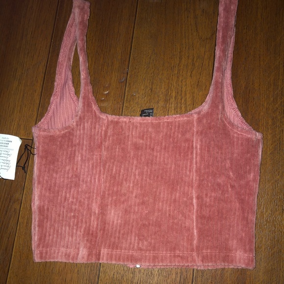 Crop top - Picture 2 of 2